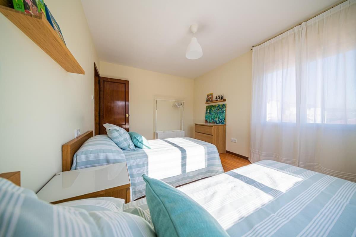 Apartamento Centrico Con Vistas Al Mar Вильянуэва-де-Ароса Экстерьер фото